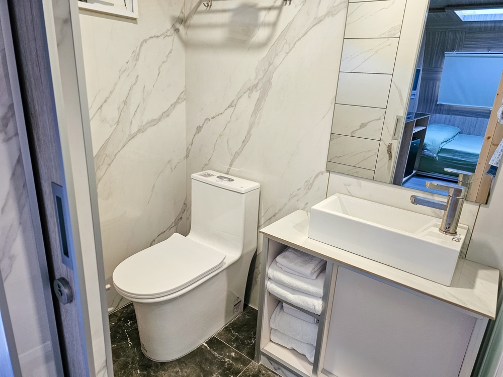 R20250928 03
